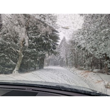 Taxi jízda na sněhu v...
